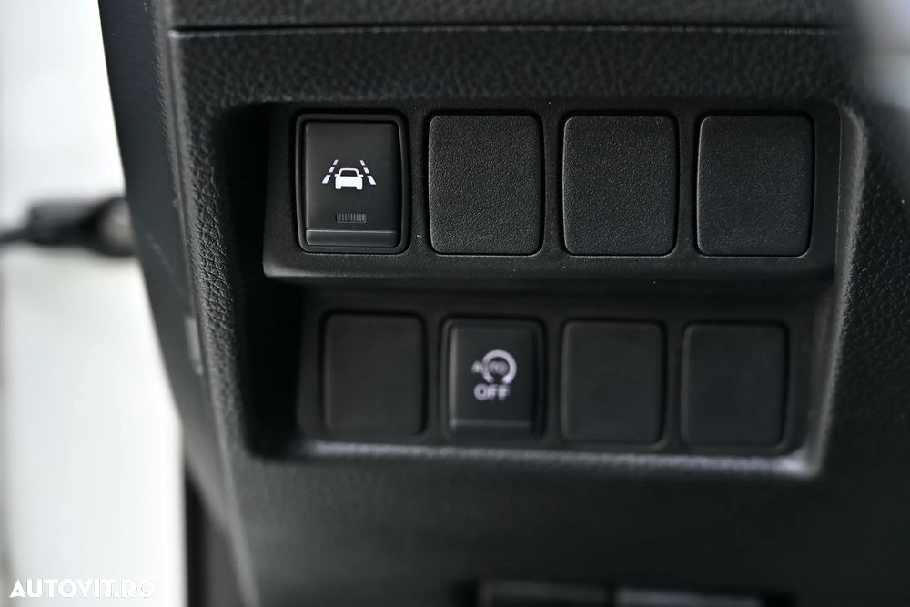 Nissan Qashqai 1.7 dCi TEKNA - 16