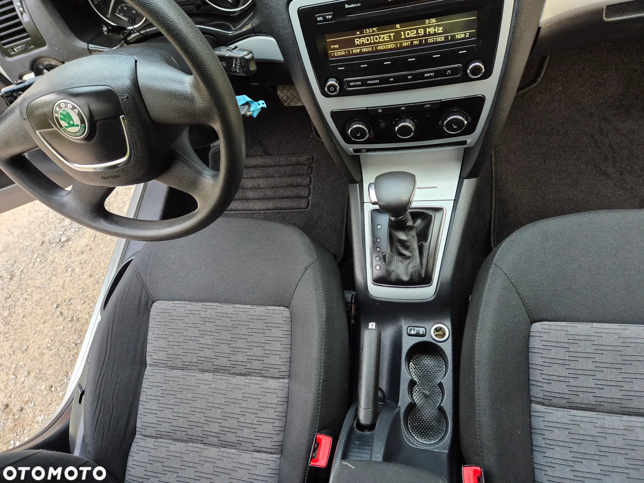 Skoda Octavia Combi 1.6 Automatik IMPULS EDITION - 20