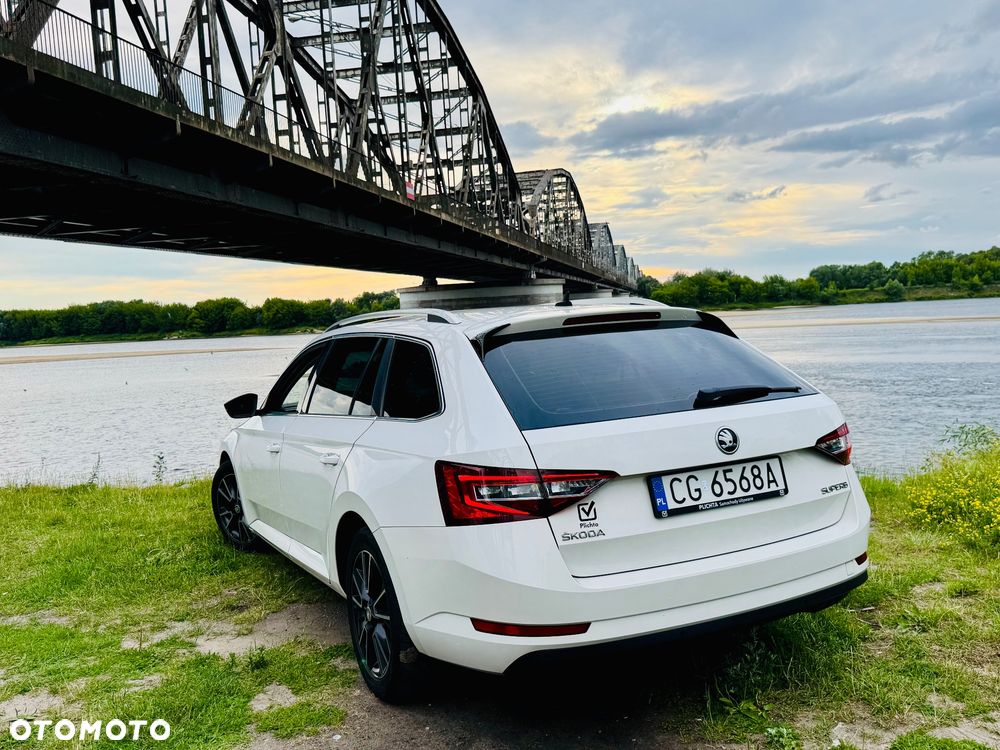 Skoda Superb 2.0 TDI Ambition DSG - 7