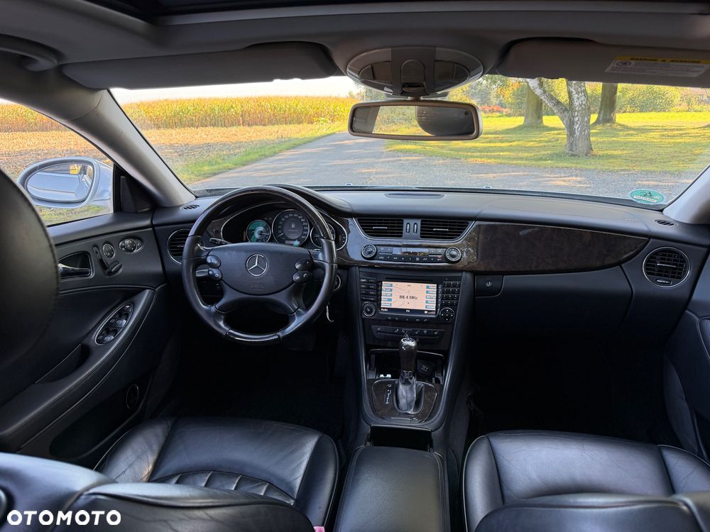 Mercedes-Benz CLS - 14