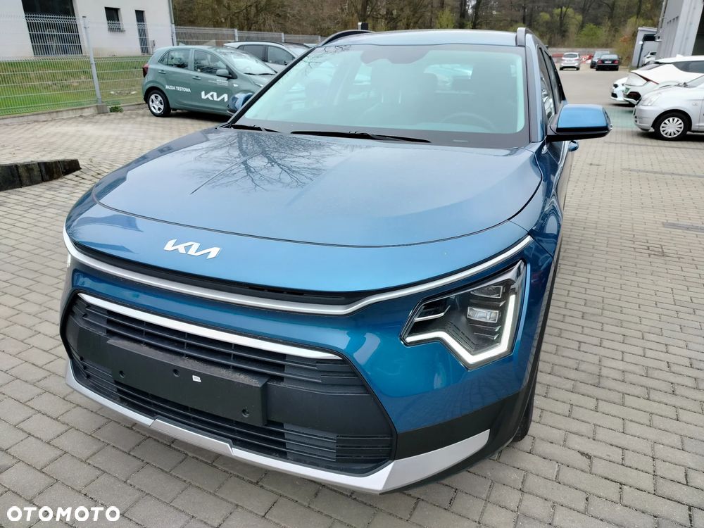 Kia Niro 1.6 GDI Hybrid M - 2