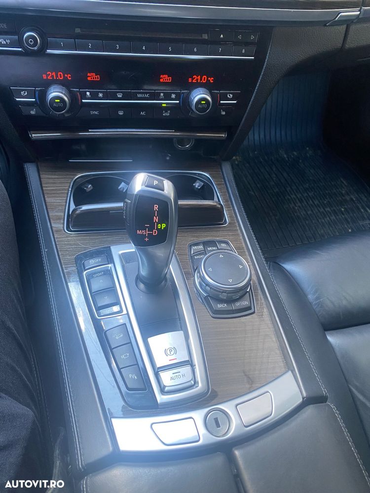 BMW Seria 7 730d xDrive - 38