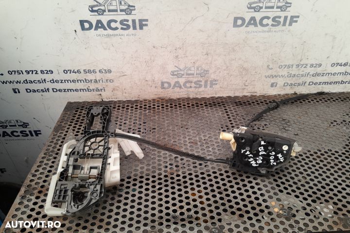 Broasca usa fata dreapta 3C1837016A Volkswagen VW Passat B6 [2005 - 2 - 2