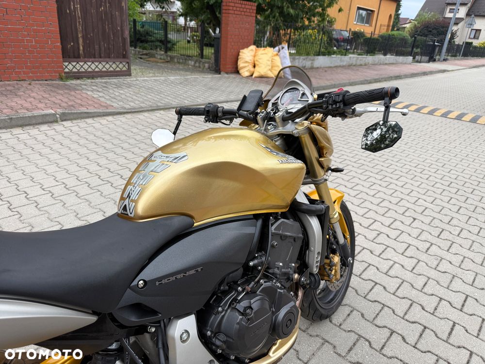 Honda Hornet - 11