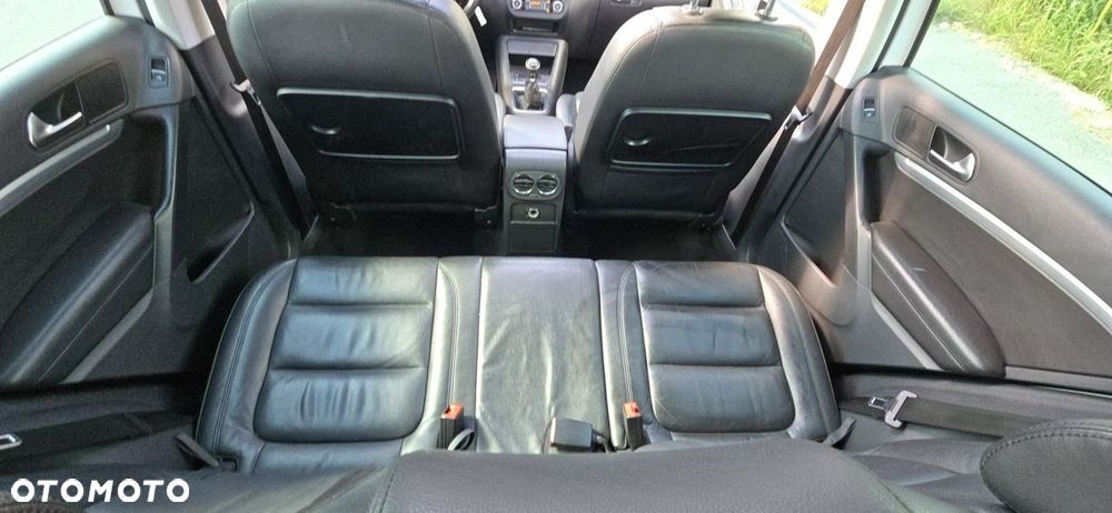 Volkswagen Tiguan - 21