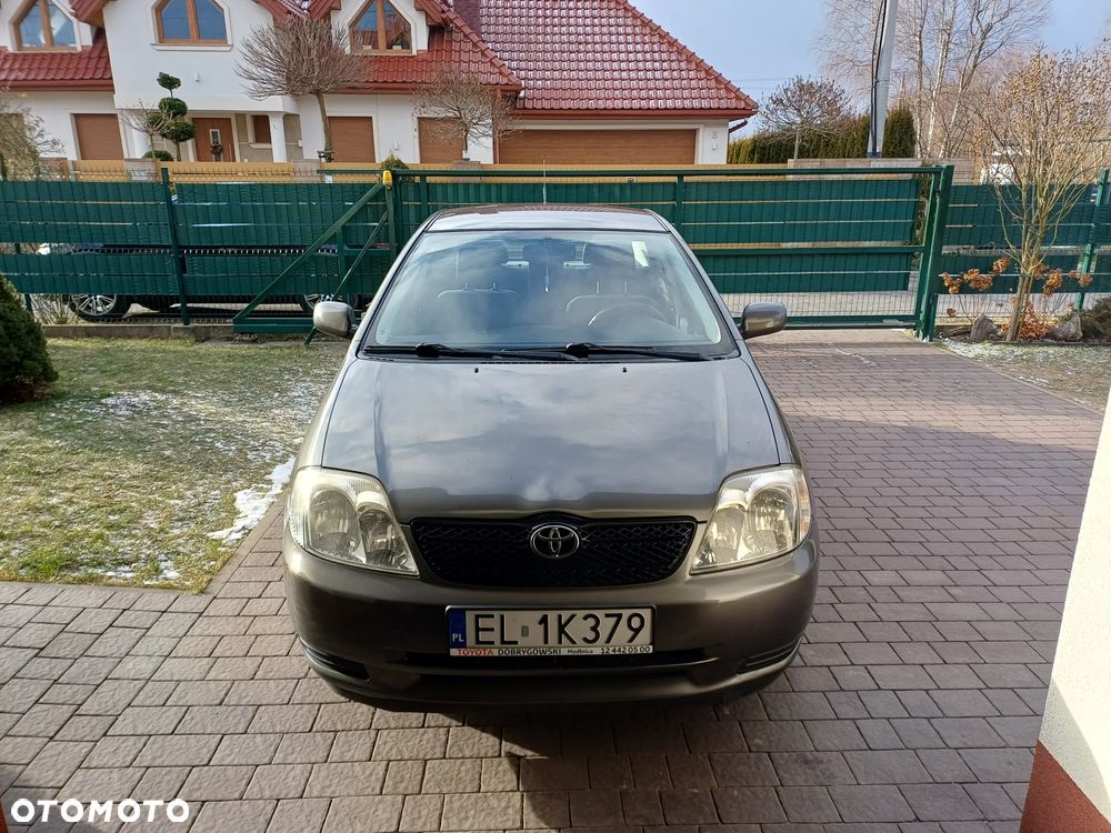 Toyota Corolla 1.6 VVT-i Base - 3