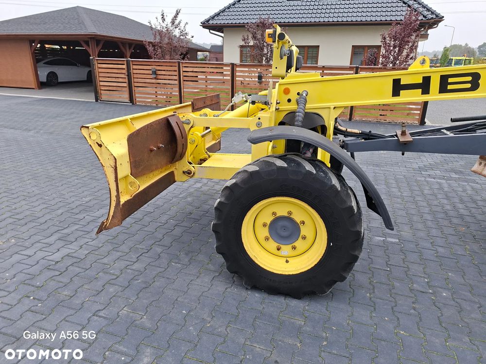 HBM BG110 / równiarka drogowa / 6x6 / - 16