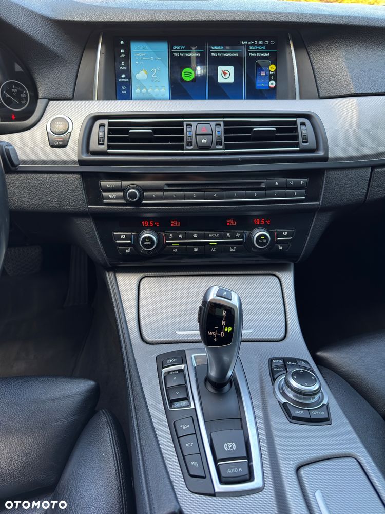 BMW Seria 5 530d xDrive - 12