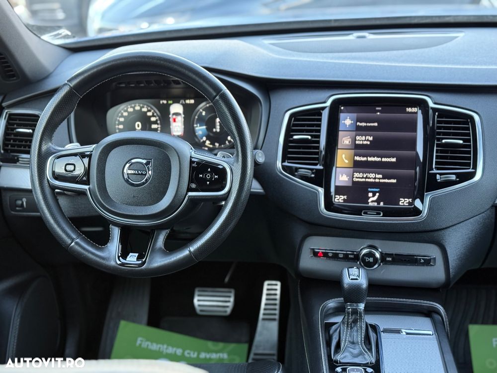 Volvo XC 90 D5 AWD Geartronic RDesign - 8
