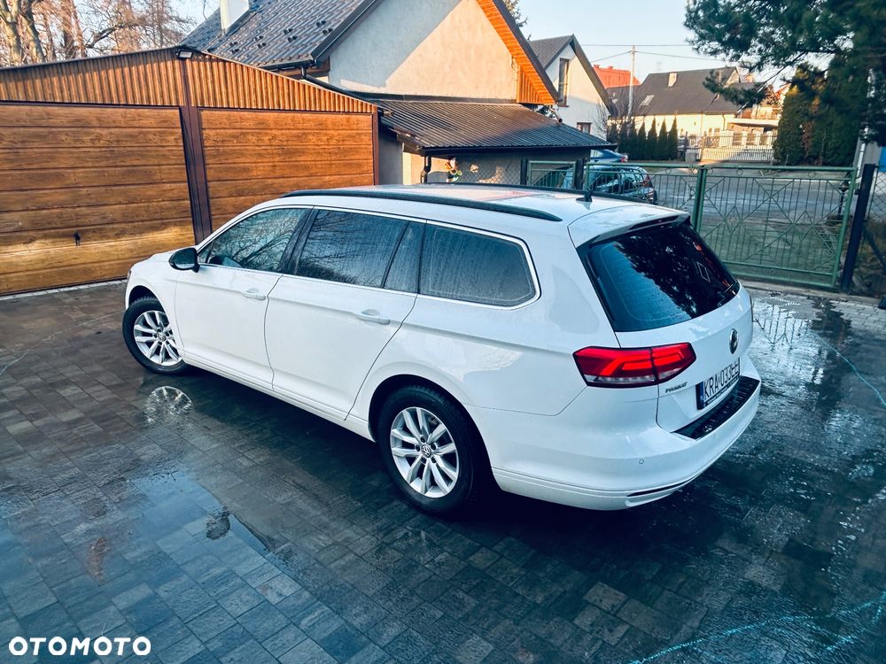 Volkswagen Passat 2.0 TDI SCR Highline - 5