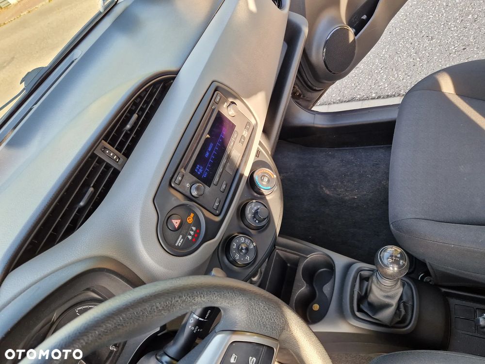 Toyota Yaris 1.5 Premium - 19