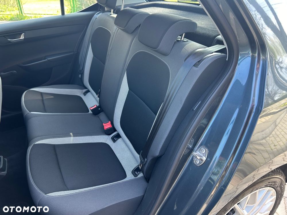 Skoda Fabia 1.0 MPI Ambition - 12