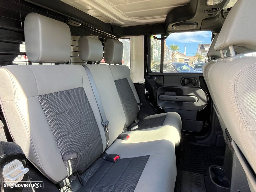 Jeep Wrangler Unlimited 2.8 CRD MTX Sahara - 13