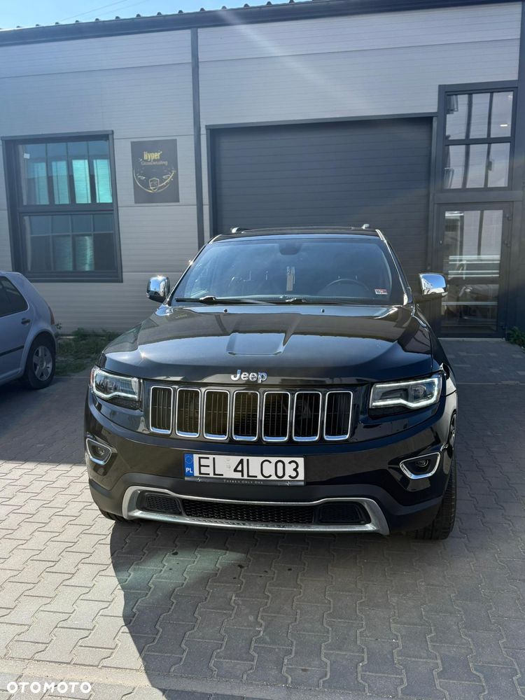 Jeep Grand Cherokee - 1