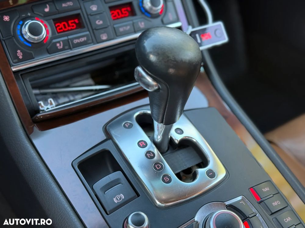 Audi A8 3.0 TDI Quattro Aut - 32
