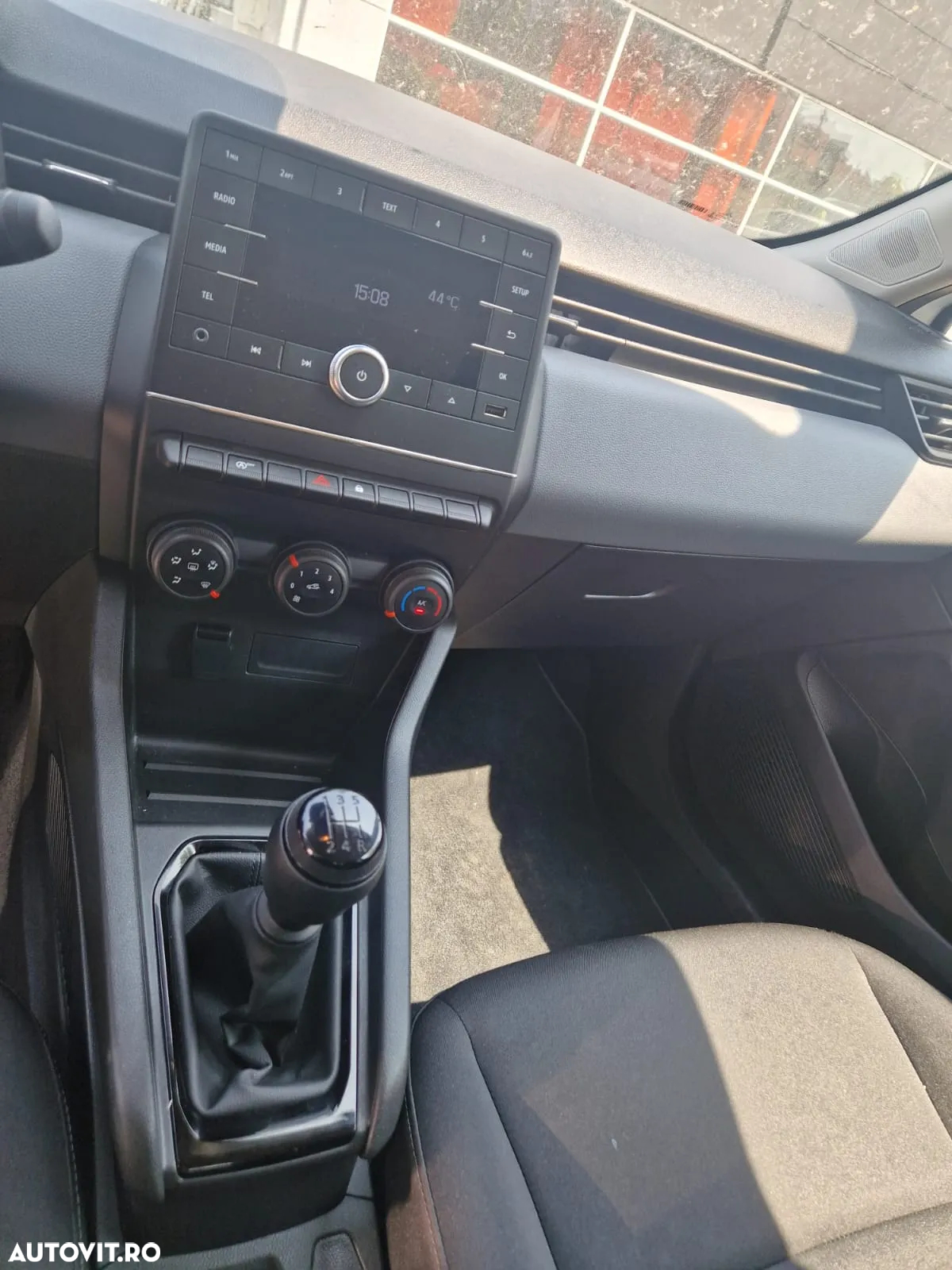 Renault Clio - 6