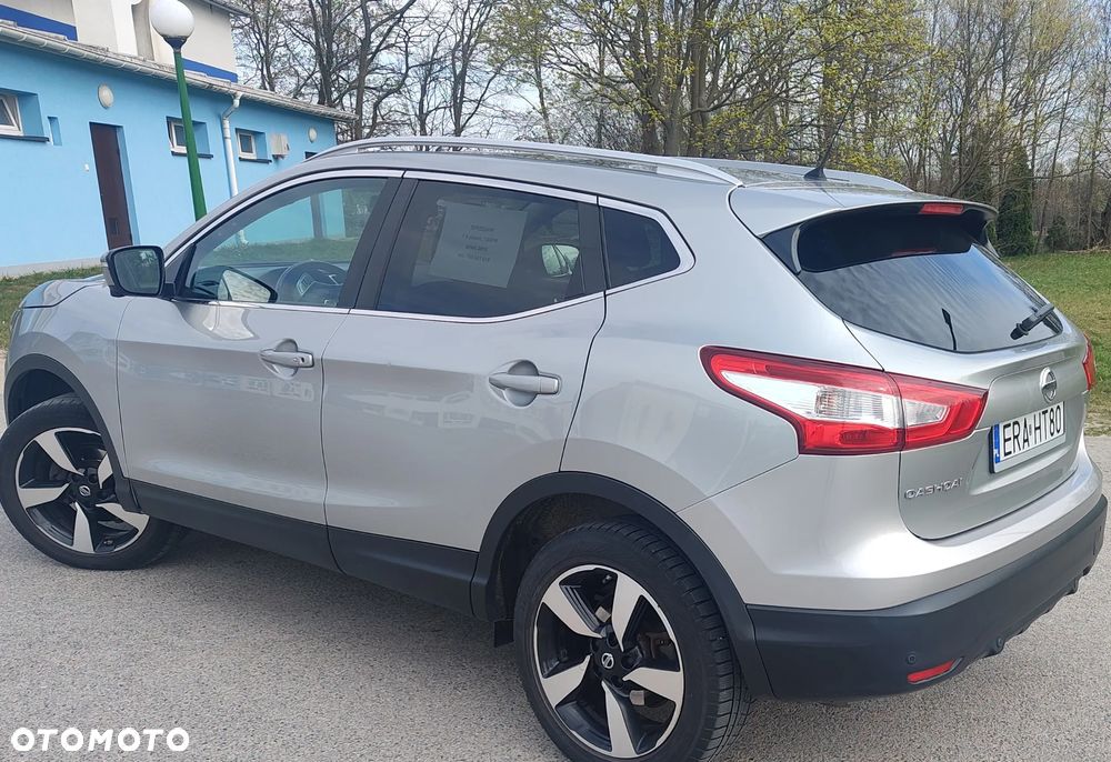 Nissan Qashqai 1.6 dCi DPF tekna - 6