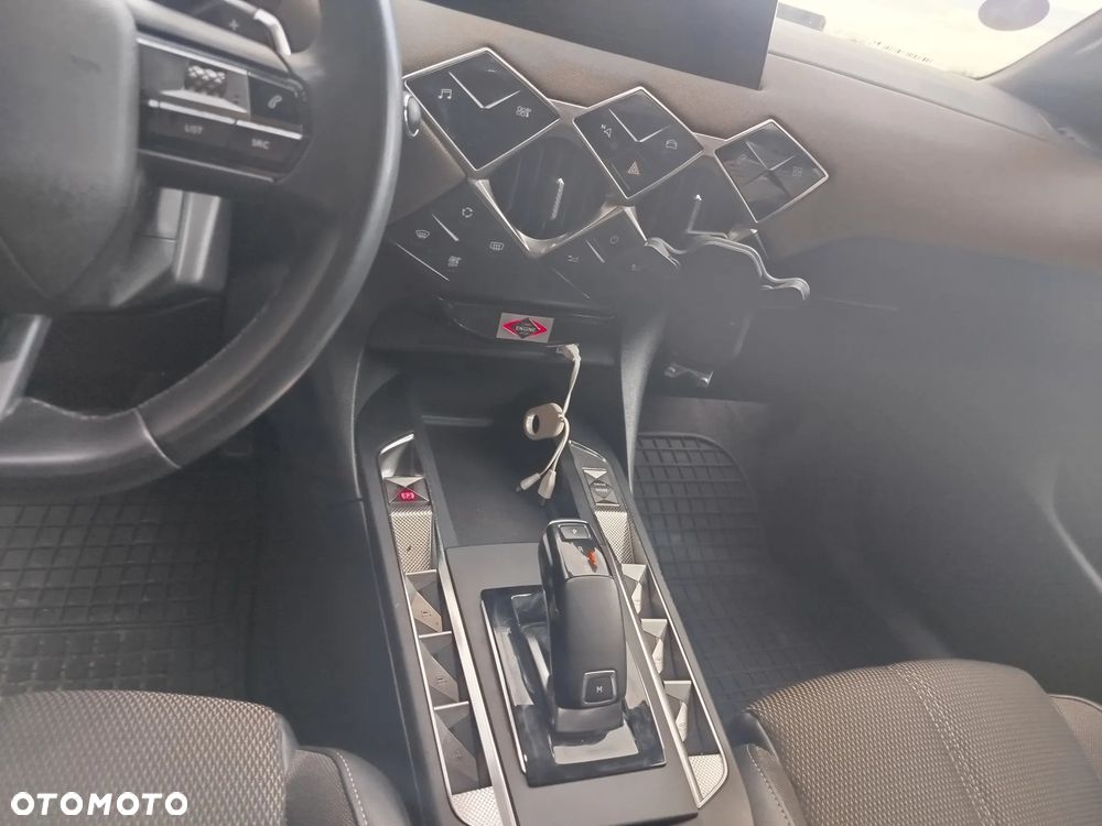 DS Automobiles DS 3 Crossback - 14
