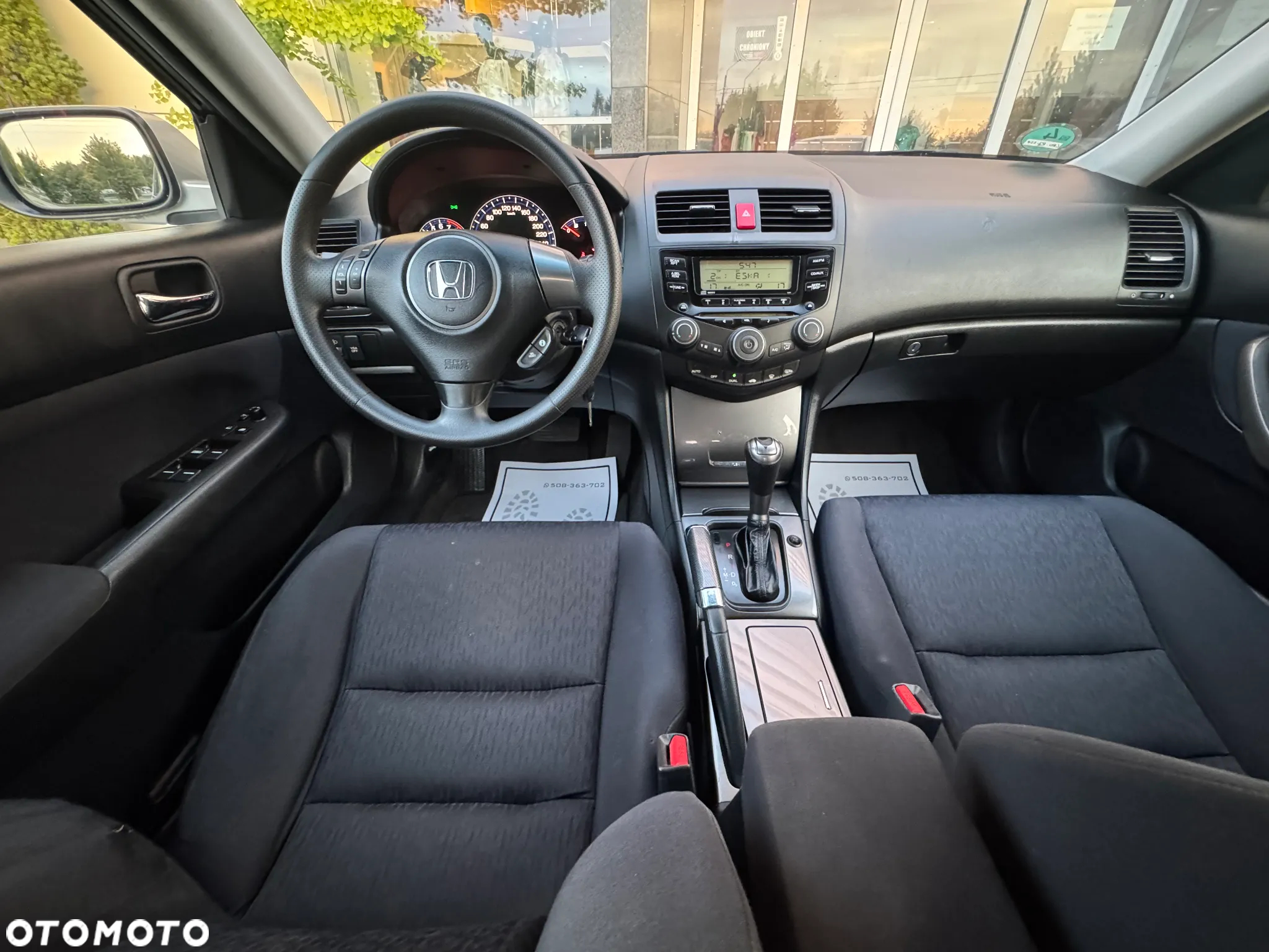 Honda Accord 2.0 Executive - 13