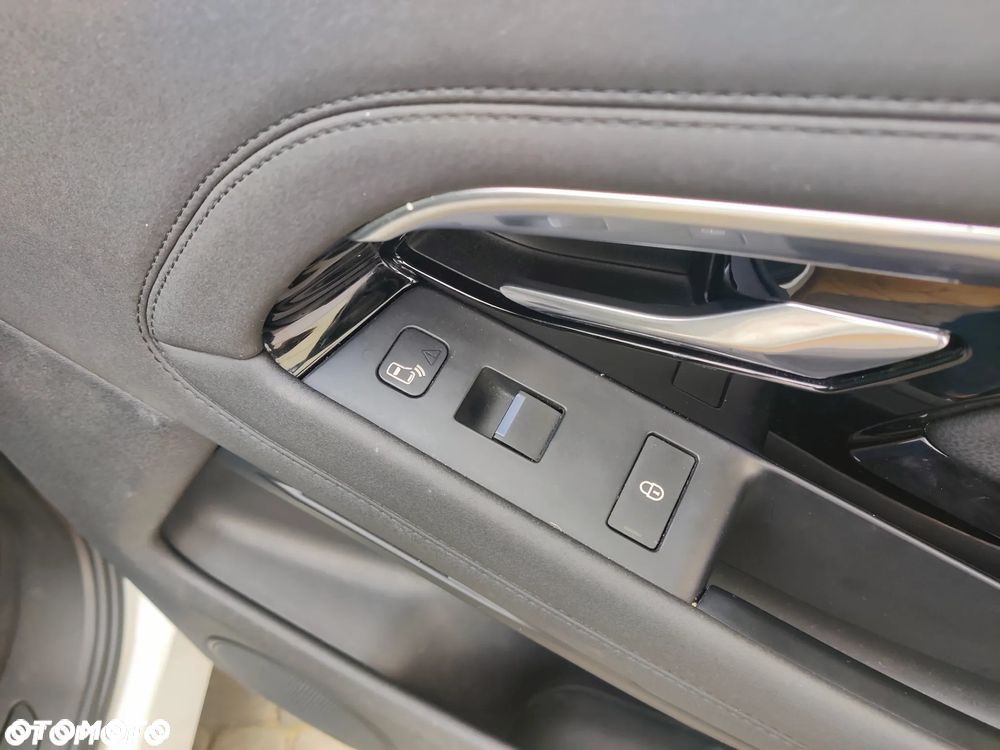 Land Rover Range Rover Evoque P250 SE - 9