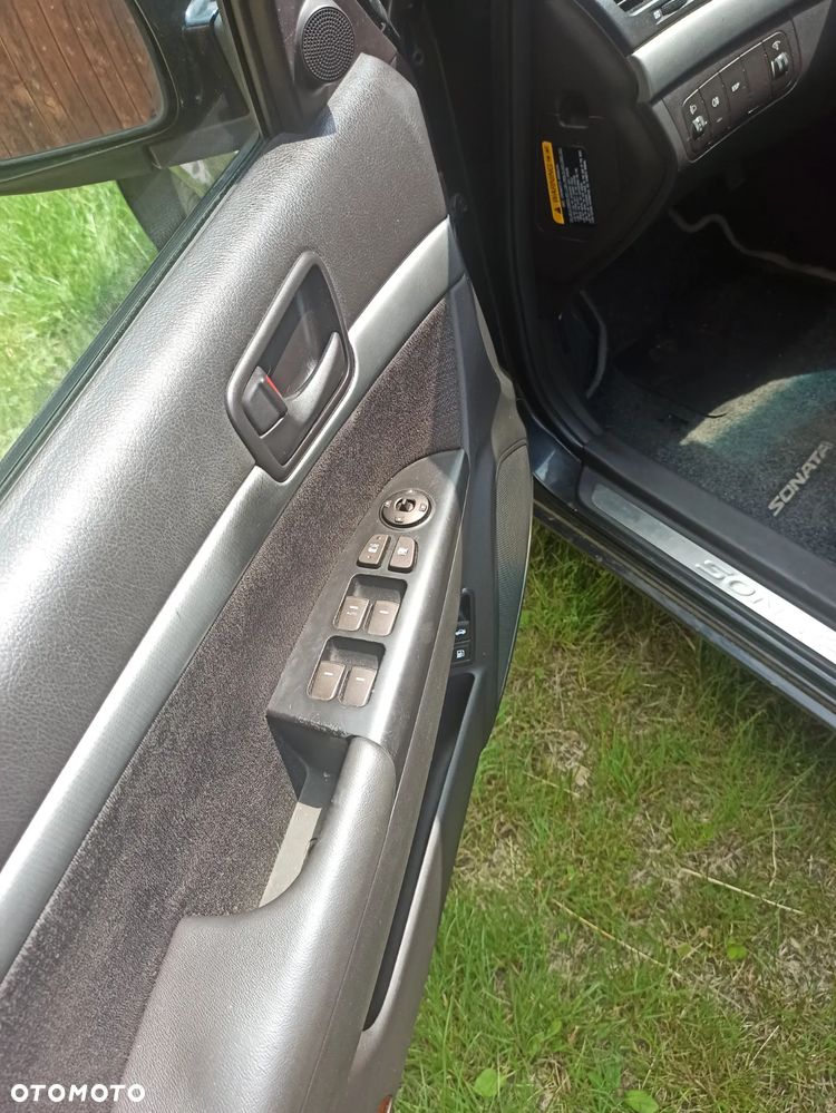 Hyundai Sonata 2.0 CRDi Classic - 7