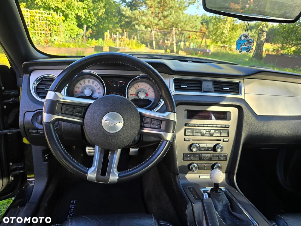 Ford Mustang 3.7 V6 Premium - 17