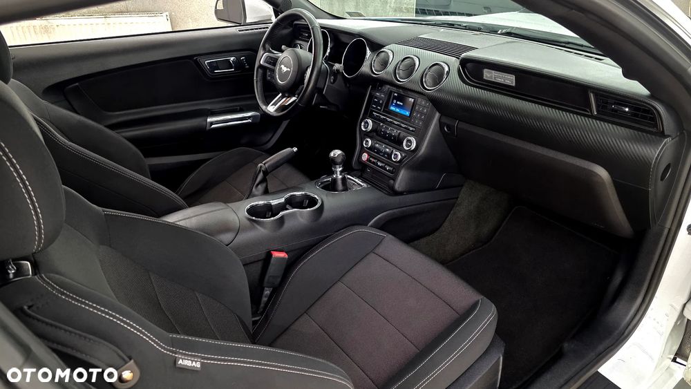 Ford Mustang 3.7 V6 - 41