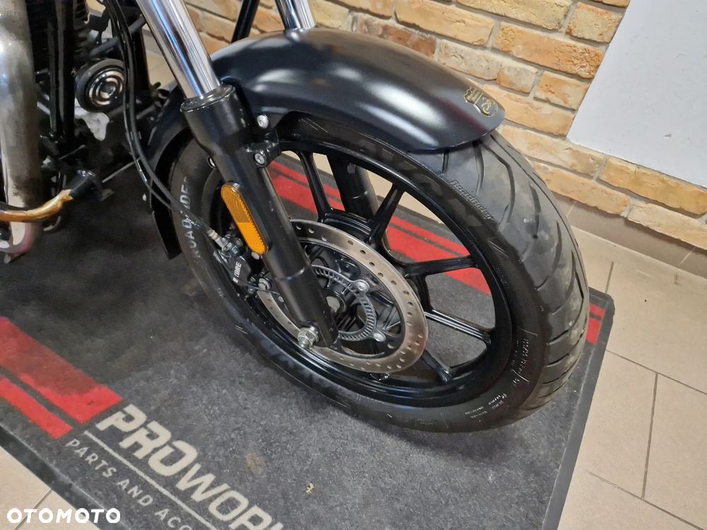 Royal Enfield Meteor - 21