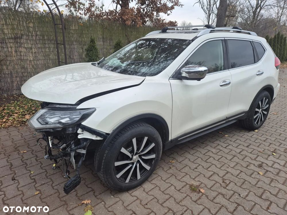 Nissan X-Trail 1.6 DIG-T Tekna 2WD 7os - 2