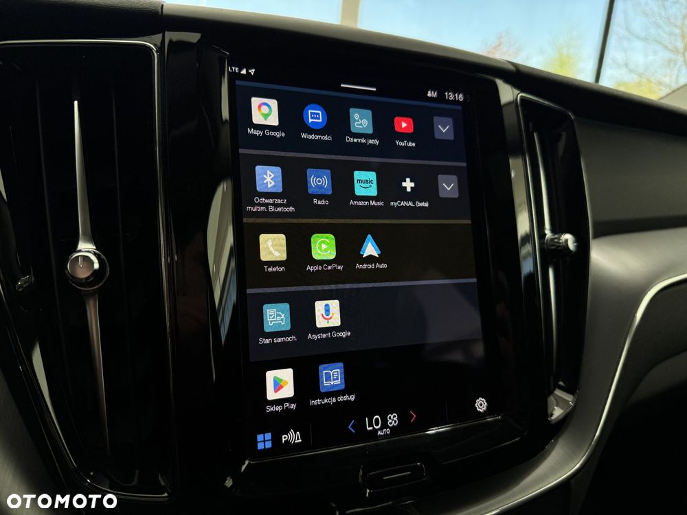 Volvo XC 60 T6 Plug-In Hybrid AWD Inscription - 31