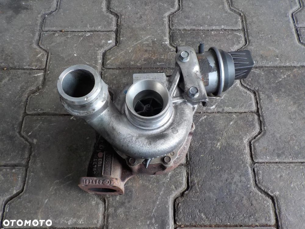 CRAFTER 2.5 TDI ADBLUE TURBO TURBINA SPRĘŻARKA 076145701S - 2