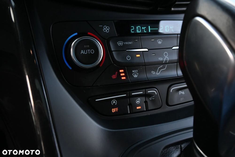 Ford Kuga 2.0 TDCi AWD ST-Line - 38