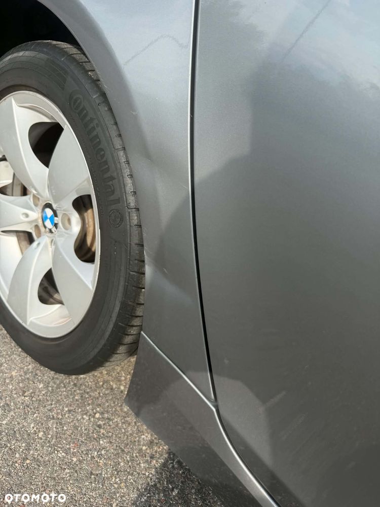 BMW Seria 5 523i - 22