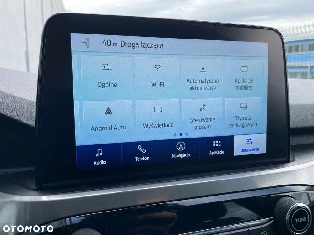 Ford Kuga - 24