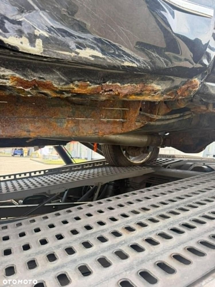 Chevrolet Silverado - 27