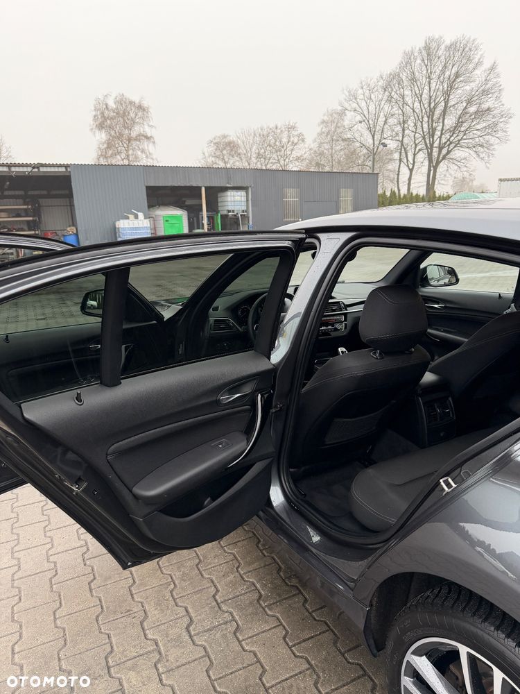 BMW Seria 1 120d Sport Line Shadow - 19