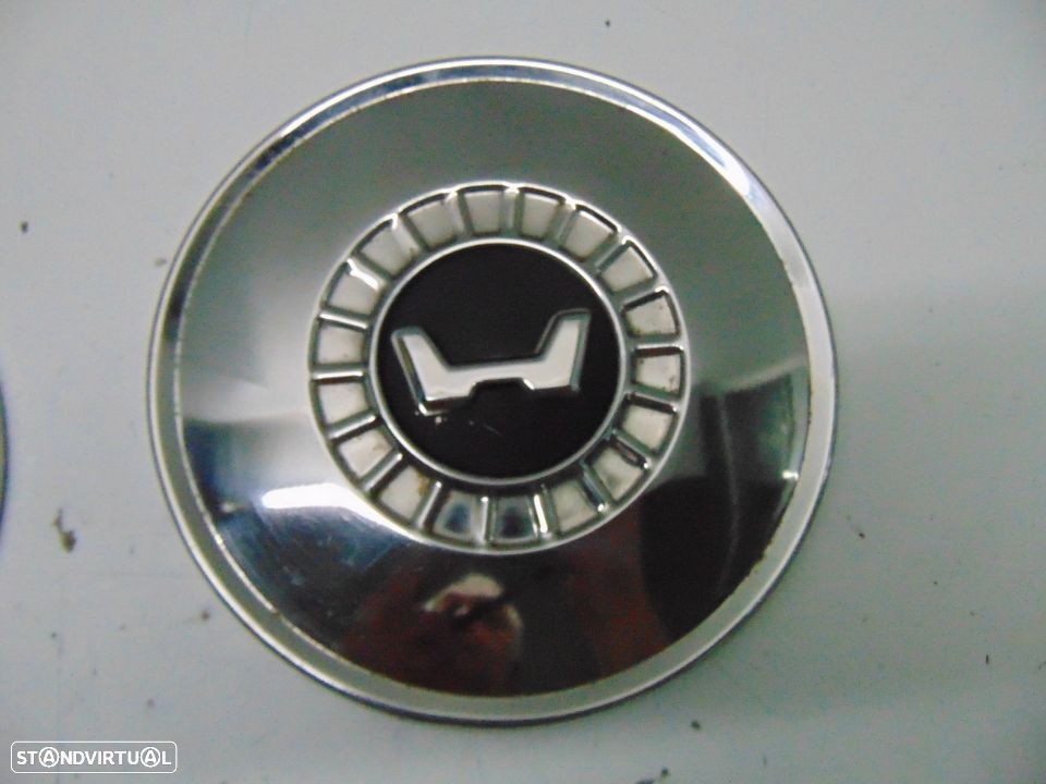 Antigos e clássicos tampões de roda - 7