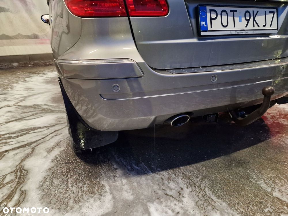MERCEDES B KLASA W245 TYLY ZDERZAK PDC CHROM KOLOR 748 DO MONTAŻU ŁADNY - 2