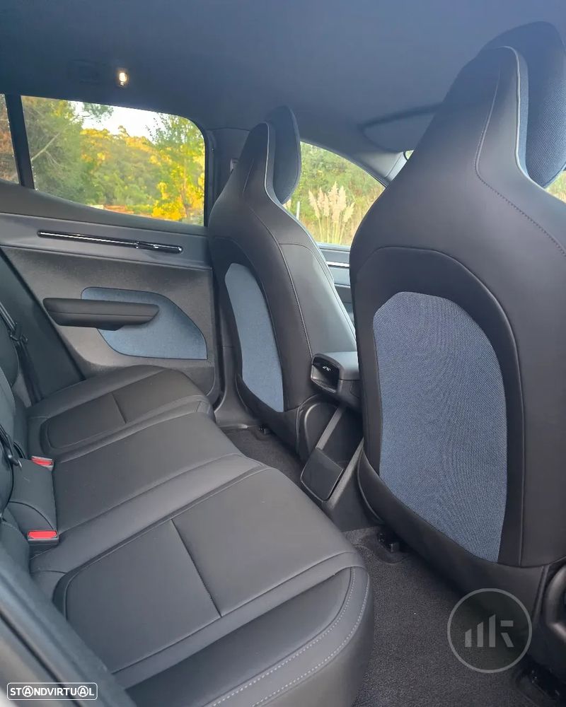 Volvo EX30 - 12