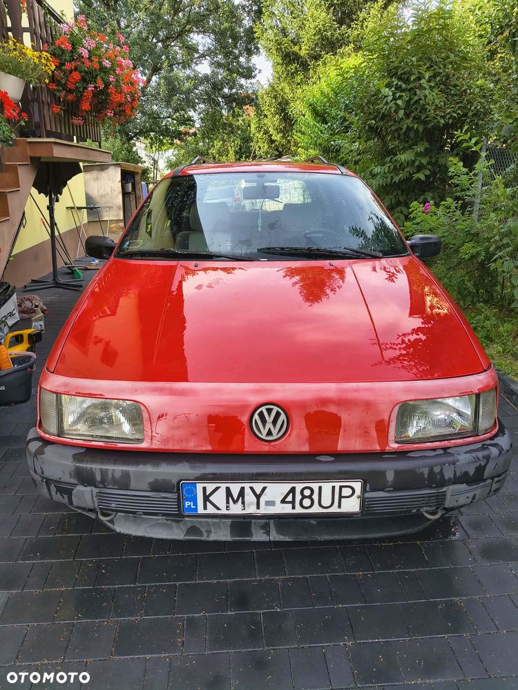 Volkswagen Passat 1.8 GL - 1