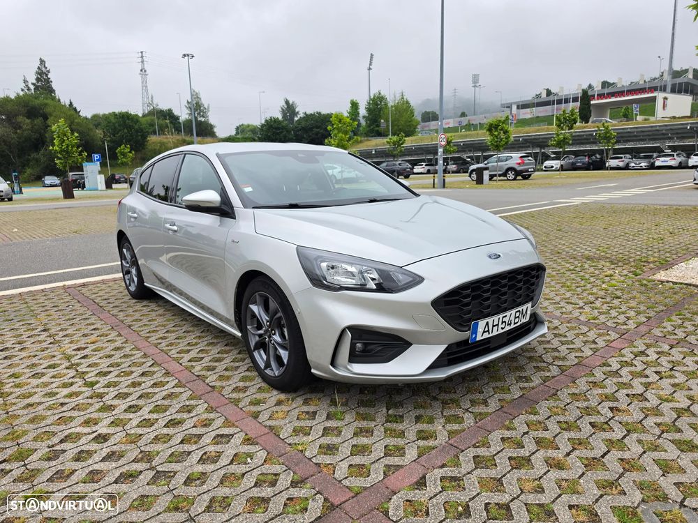Ford Focus 1.0 EcoBoost MHEV ST-Line - 1