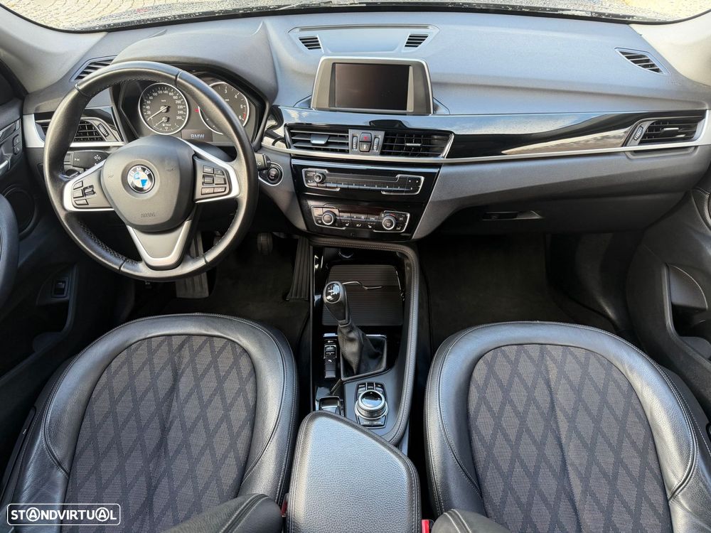 BMW X1 18 d sDrive xLine - 6