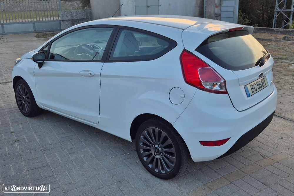 Ford Fiesta - 2