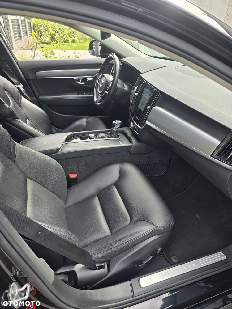 Volvo V90 D4 Momentum - 15