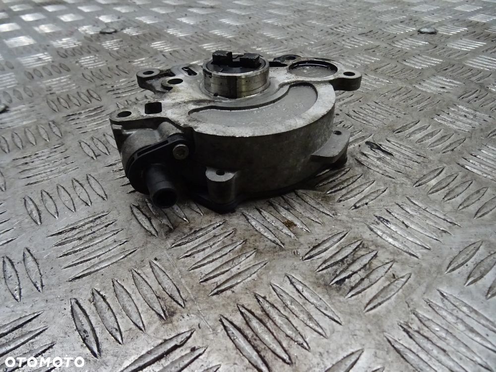 SKODA FABIA II 10-14 1.2 TDI POMPA VACUM 03L145207 - 3