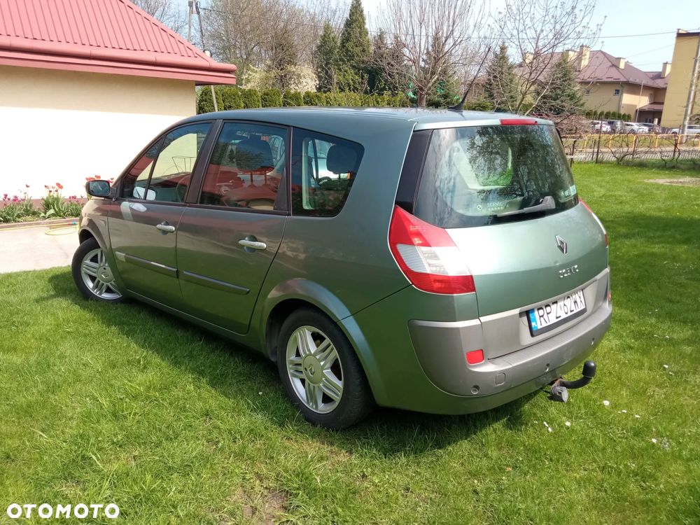 Renault Grand Scenic - 7