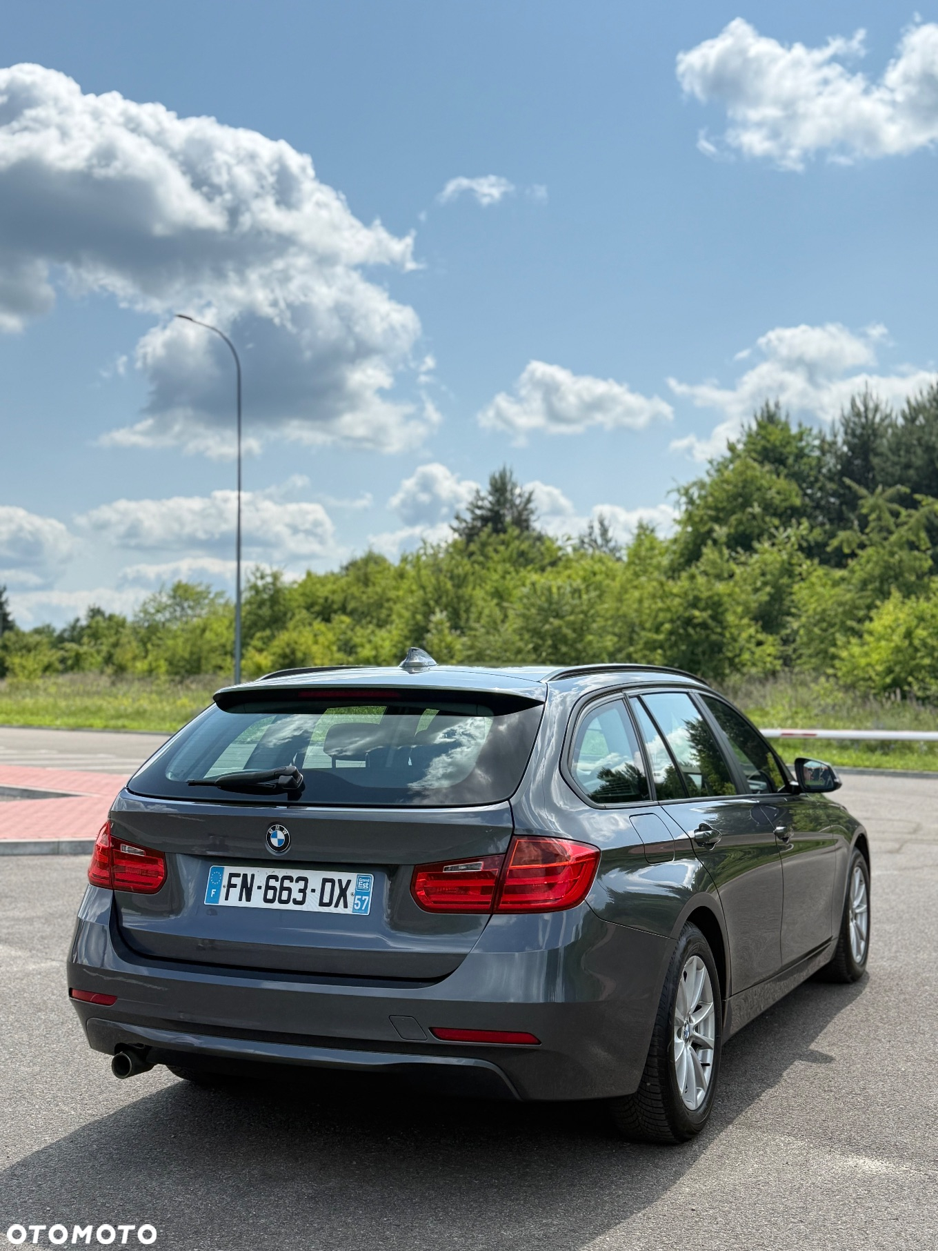 BMW Seria 3 318d Touring - 5