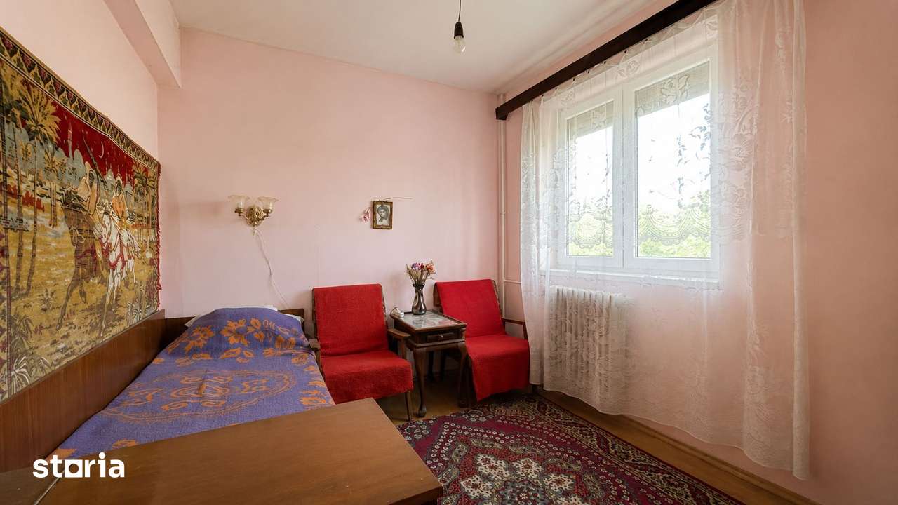 Apartament cu 3 camere, Rogerius, Etaj 3 — fotografia 3