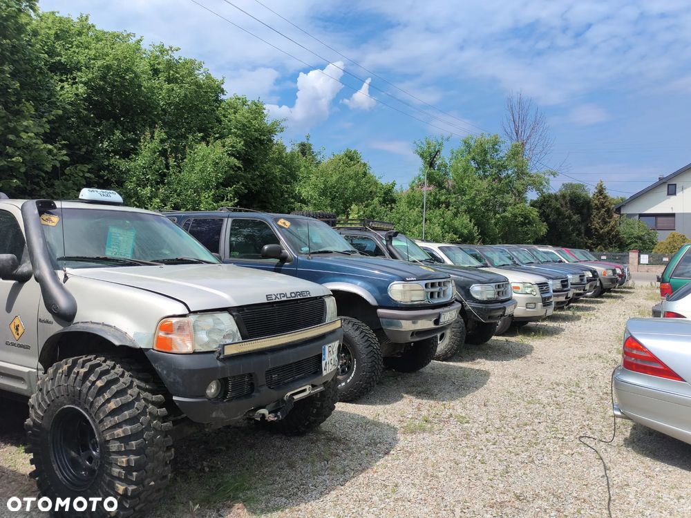 Ford Explorer 4.0 4WD - 21