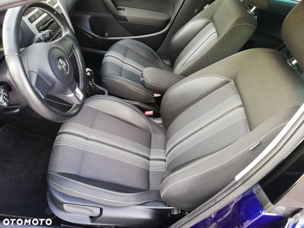 Volkswagen Polo 1.2 TSI MATCH - 33